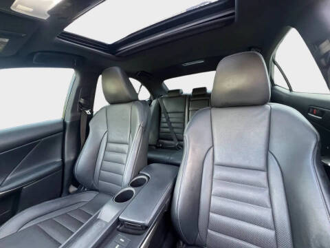 2016 Lexus IS 350