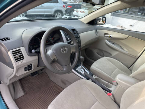 2010 Toyota Corolla LE