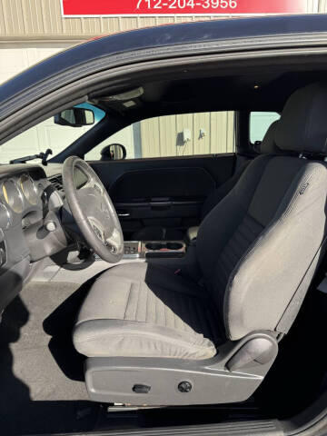 2013 Dodge Challenger SXT