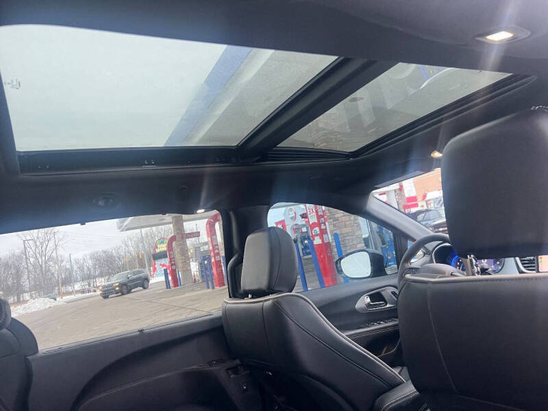 2025 Chrysler Pacifica Limited