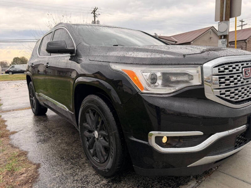 2017 GMC Acadia Denali