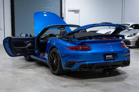 2017 Porsche 911 Turbo S