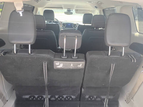 2017 Chrysler Pacifica Touring Plus