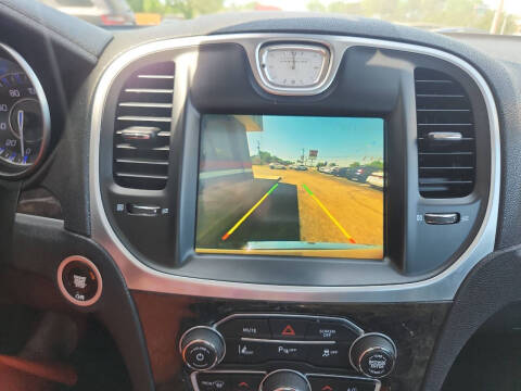2017 Chrysler 300 C