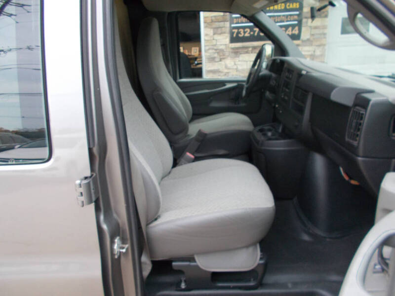 2011 GMC Savana 2500