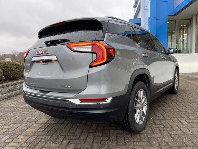 2024 GMC Terrain SLT