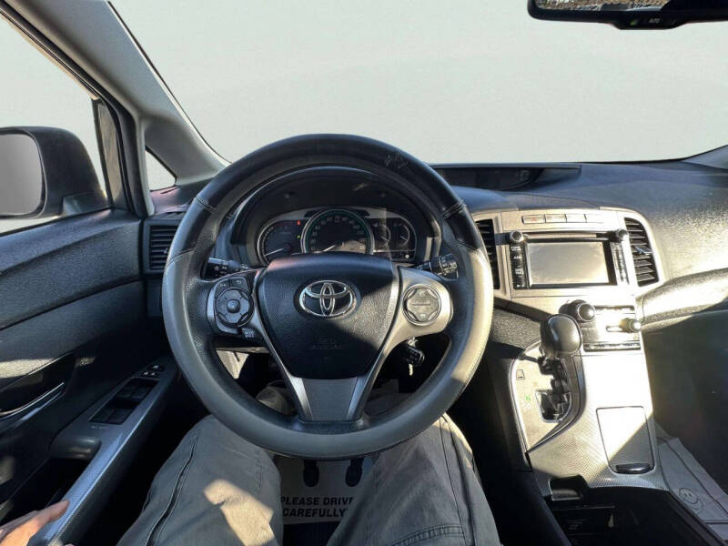 2013 Toyota Venza LE