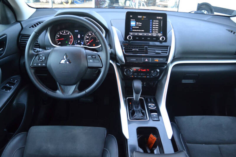 2022 Mitsubishi Eclipse Cross SE