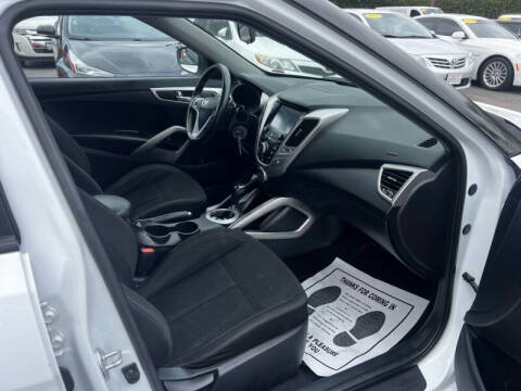 2017 Hyundai Veloster