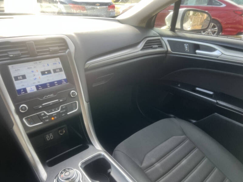 2019 Ford Fusion SE
