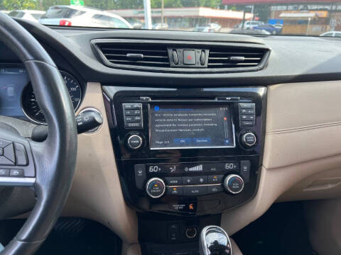 2017 Nissan Rogue SL