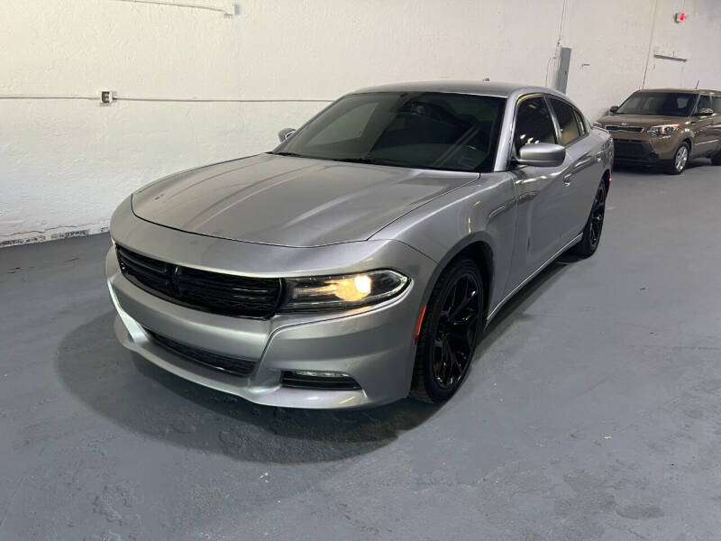 2015 Dodge Charger SXT