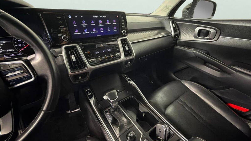 2023 Kia Sorento S