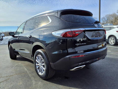 2023 Buick Enclave Essence