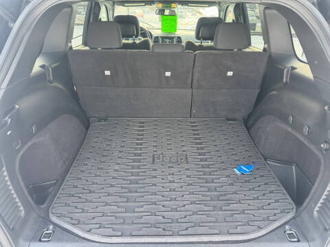 2016 Jeep Grand Cherokee Laredo