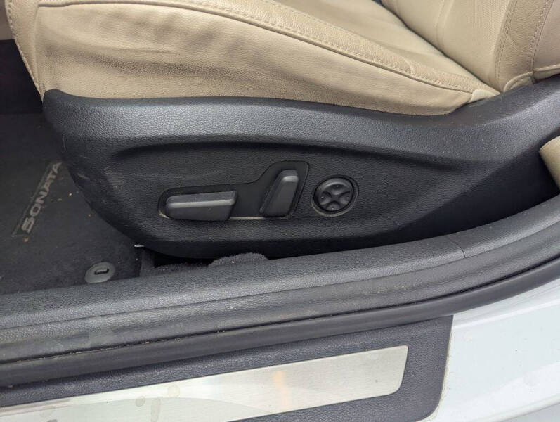 2017 Hyundai Sonata Hybrid