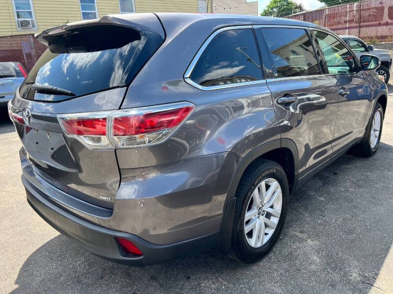2016 Toyota Highlander LE Plus