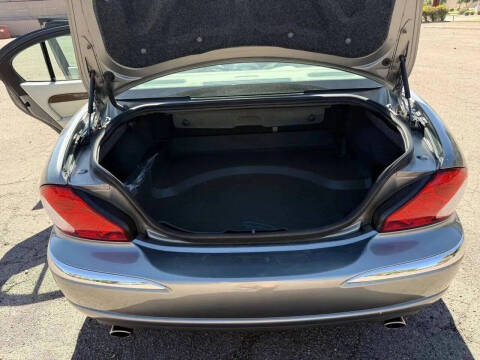 2003 Jaguar X-Type 2.5