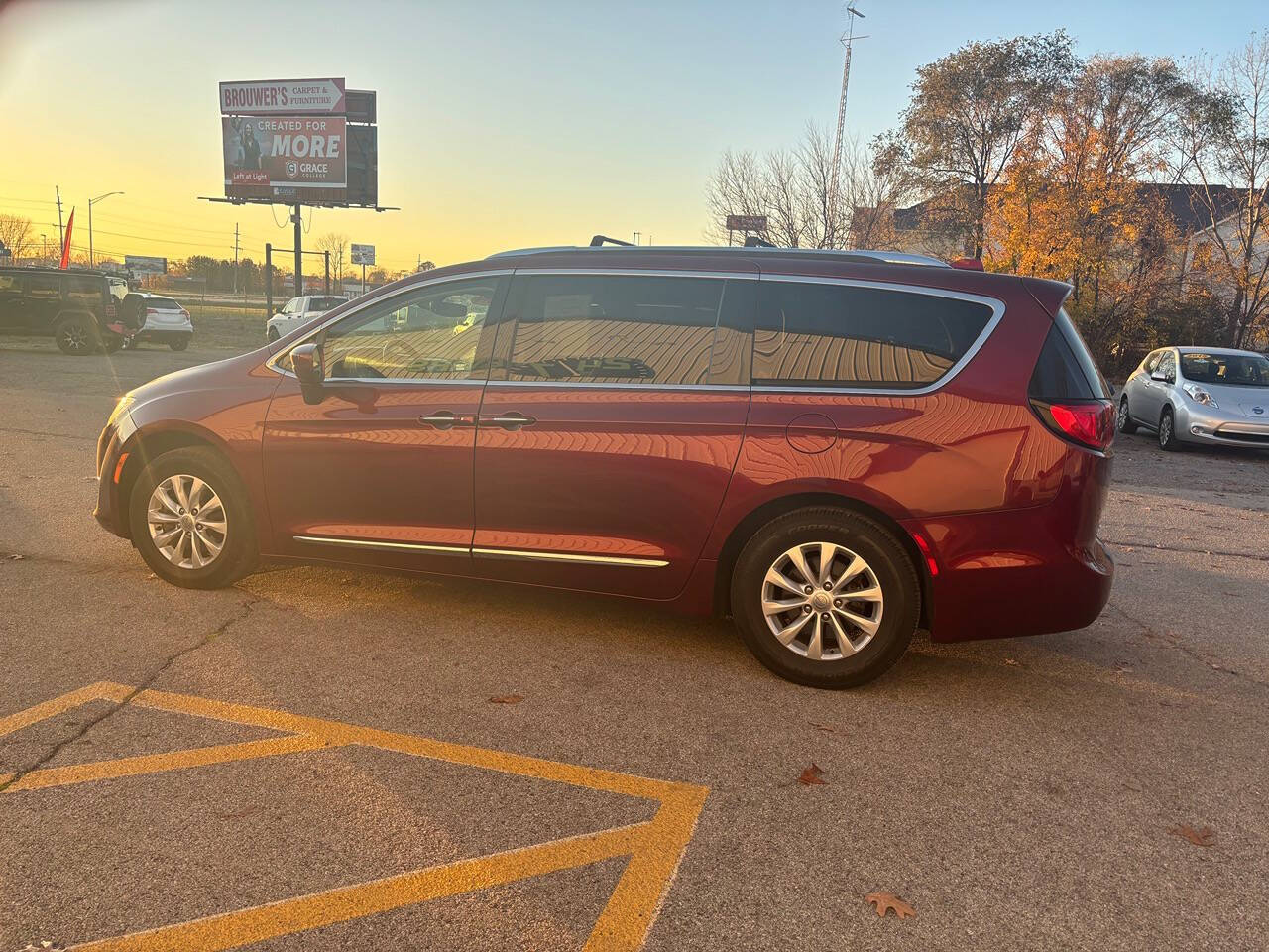 2019 Chrysler Pacifica for sale at 24/7 Cars Warsaw in Warsaw, IN