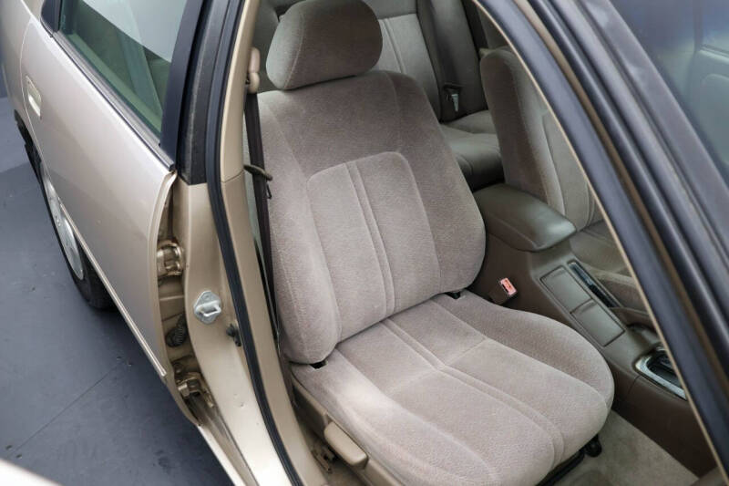 1997 Toyota Camry LE V6