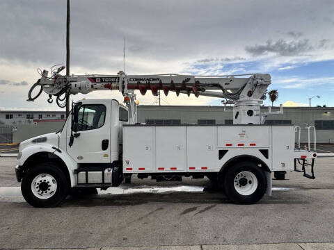 2017 Freightliner M2 106