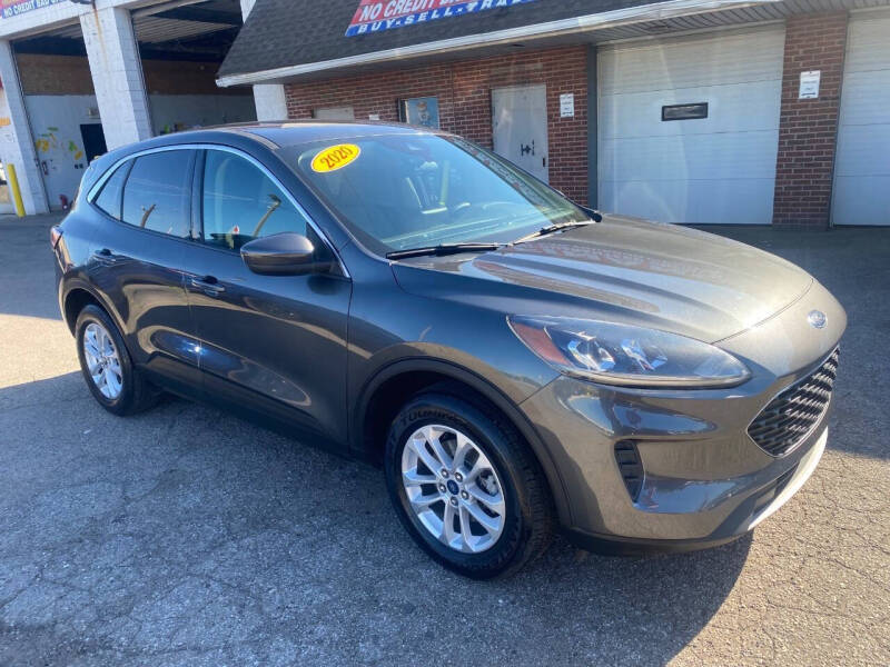 2020 Ford Escape SE