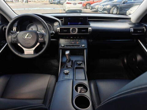 2015 Lexus IS 250
