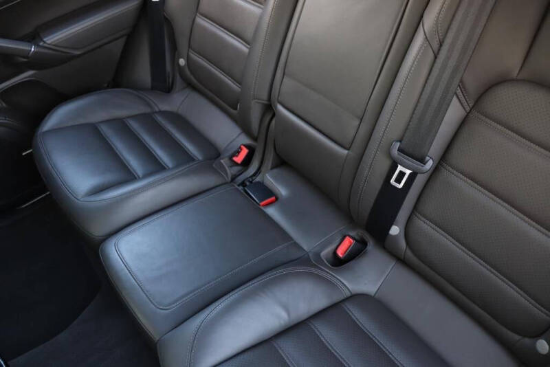 2015 Porsche Cayenne Turbo