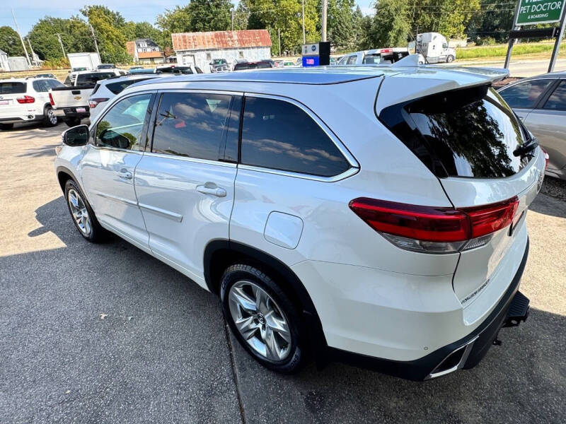 2017 Toyota Highlander Limited