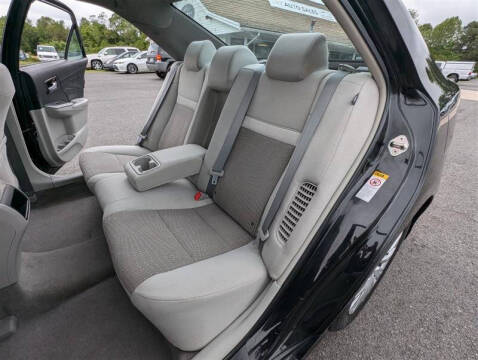 2014 Toyota Camry Hybrid LE