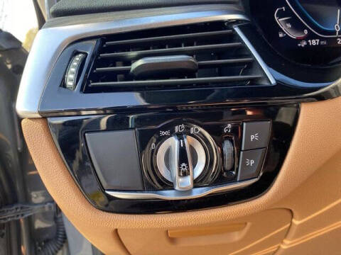 2022 BMW 5 Series 530e