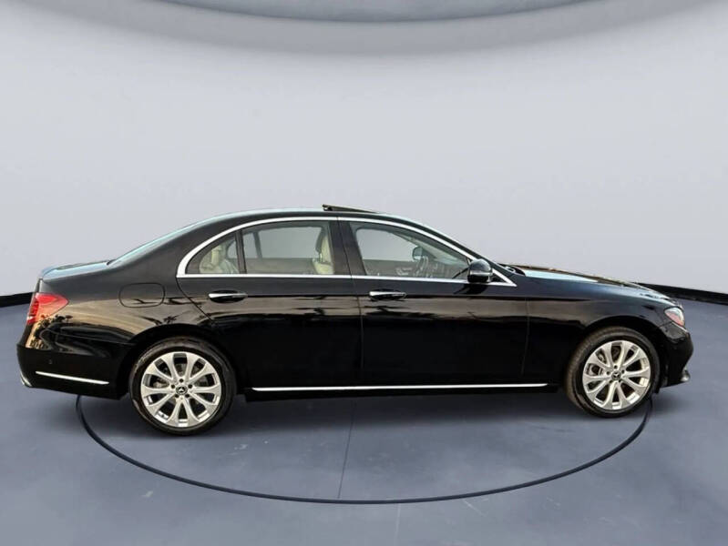 2018 Mercedes-Benz E-Class E 300