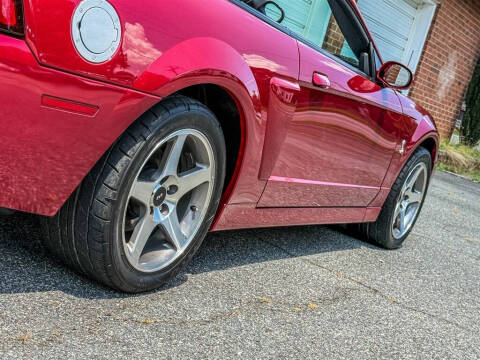 2004 Ford Mustang SVT Cobra