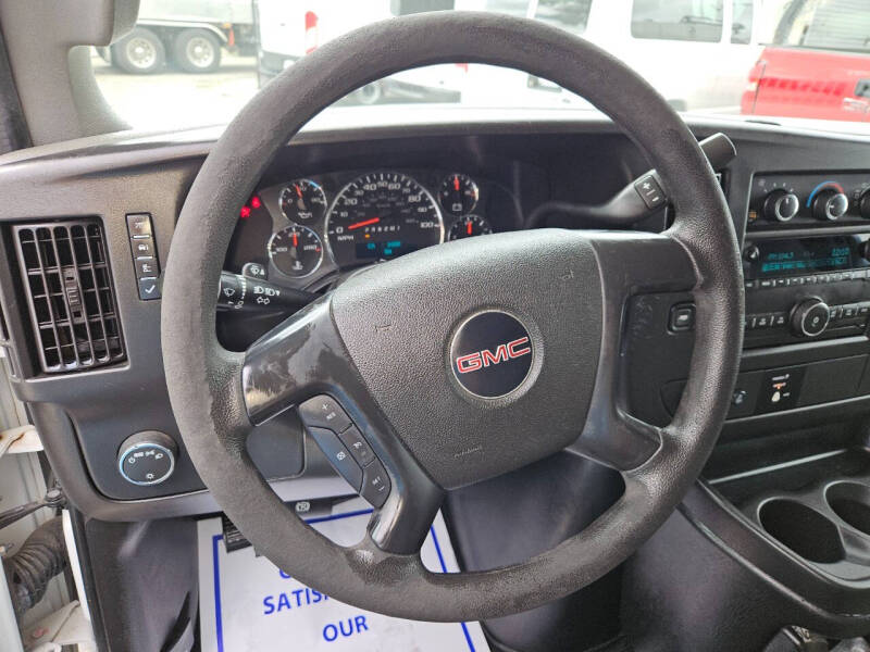 2016 GMC Savana 3500