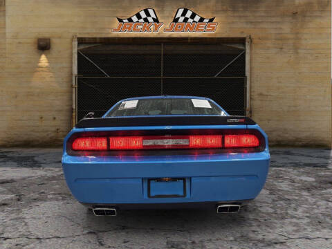 2010 Dodge Challenger SRT8