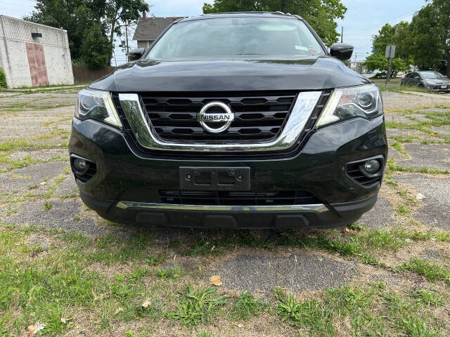 2018 Nissan Pathfinder for sale at SRL SAHER in Lorain, OH