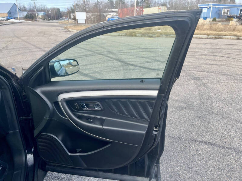 2013 Ford Taurus SEL