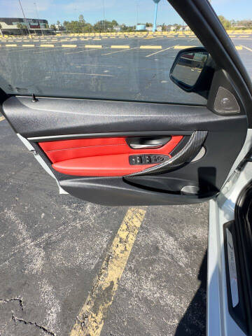 2013 BMW 3 Series 328i