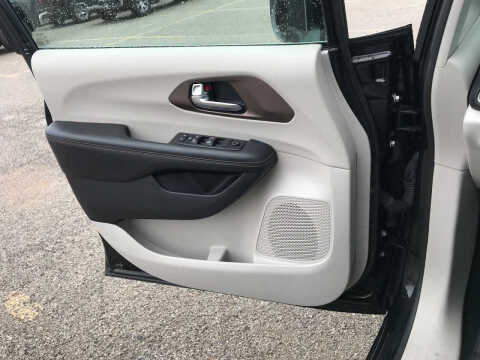 2019 Chrysler Pacifica Touring Plus