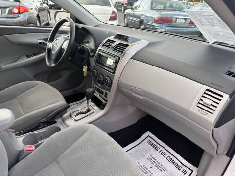 2012 Toyota Corolla LE