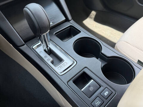 2019 Subaru Outback 2.5i