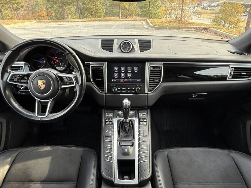 2017 Porsche Macan GTS