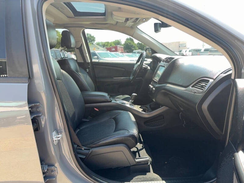 2020 Dodge Journey Crossroad
