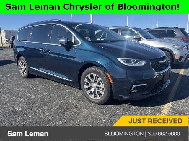 2022 Chrysler Pacifica Hybrid for sale in Bloomington, IL