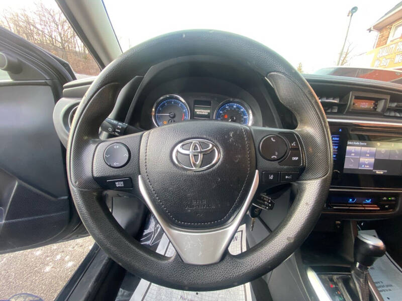 2019 Toyota Corolla LE