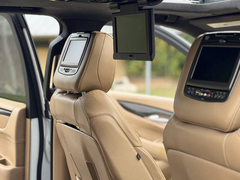 2019 Cadillac Escalade ESV Platinum
