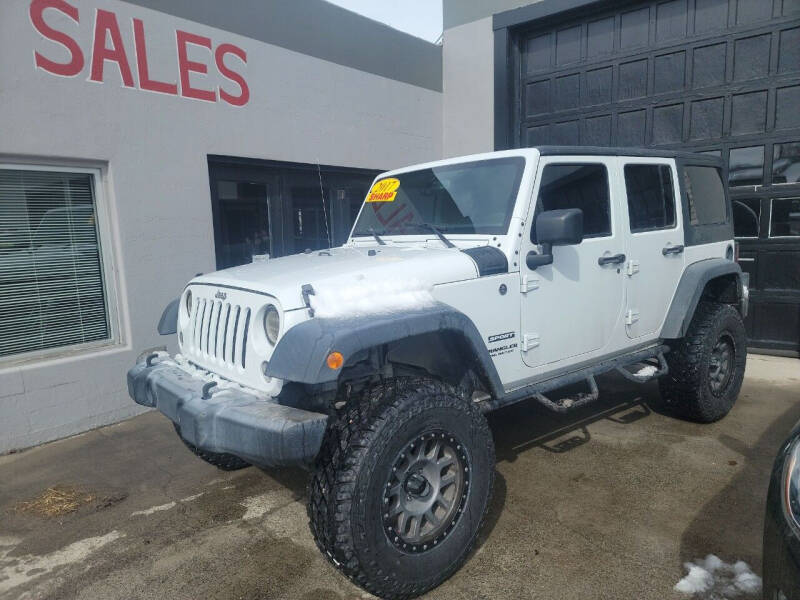 2017 Jeep Wrangler Unlimited for sale at CHURCHILL AUTO SALES in Fallon NV