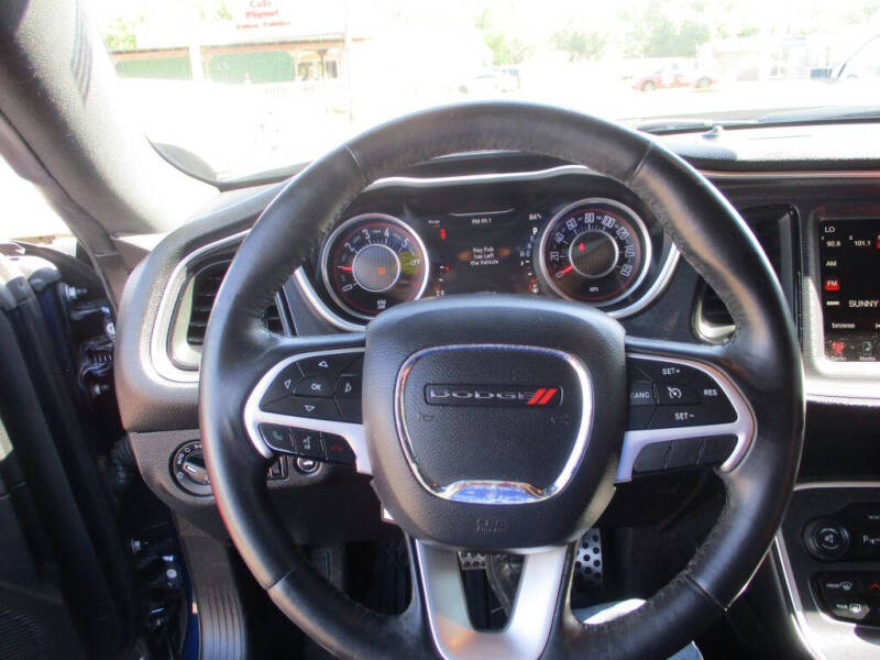 2016 Dodge Challenger SXT