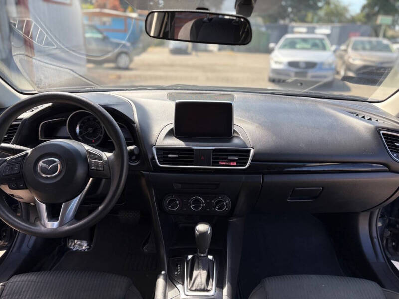 2016 Mazda MAZDA3 i Sport