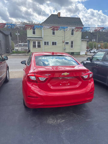 2017 Chevrolet Cruze LT Auto
